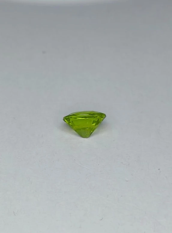 1.97ct Natural Peridot Oval Cut Faceted Loose Gemstone From Pakistan — view 2